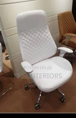New Designed Executive White Office Swivel Chair