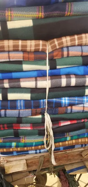 Hostel Blanket/Flannel (4by6)Size