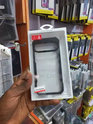 Google Pixel 9/Pro, 8-4 Case