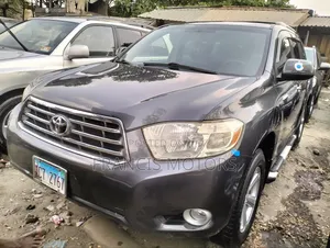 Toyota Highlander 4x4 2009 Gray
