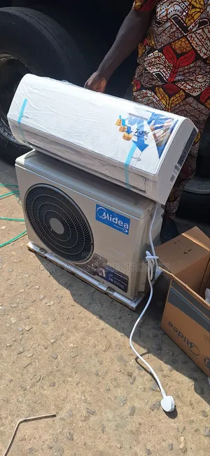 Original Midea Inverter Split Ac(1hp) Copper With Kit