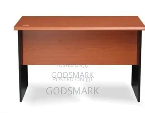 Office Desk/Office Table.