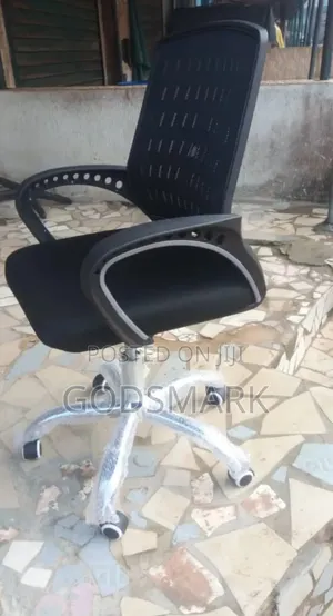 Affordable Office Chair Swivel for Office Staff.