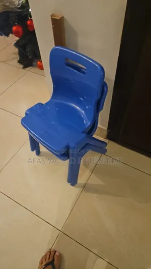 Plastic Chair for Home and School Use