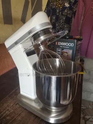 Industrial Table Top 10liters Cake Mixer Is Available for Sales