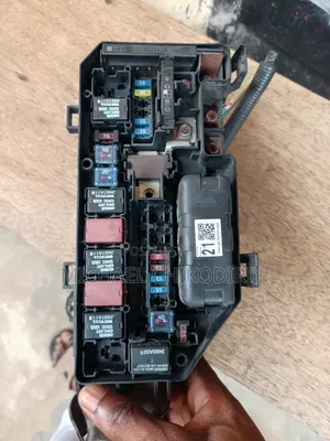 Engine Fuse Box Honda Accord 2008/2010