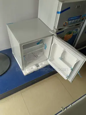 Cost-Effective 45L Polystar Bedside Refrigerator(Pv-Bs81sl)