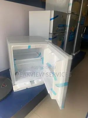 Compact 45L Polystar Refrigerators For Bedrooms And Offices