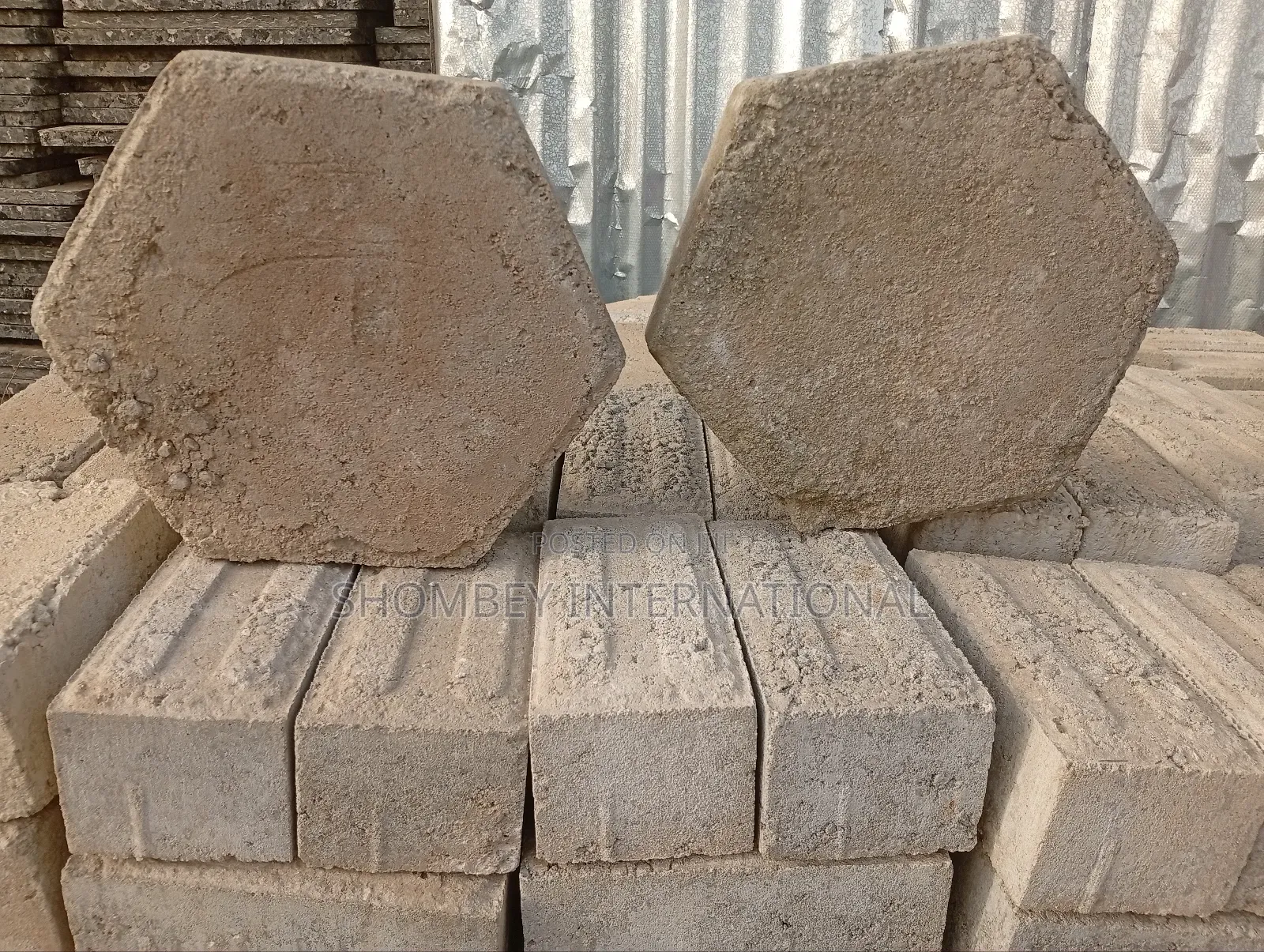 Circle Shape Interlock