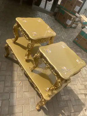 Top Quality Imported Center Table and Side Stools