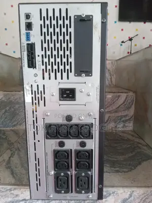 London Used APC 2.2kva Smx22000hv UPS