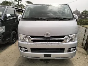 Toyota Grand HiAce 2015 Grey