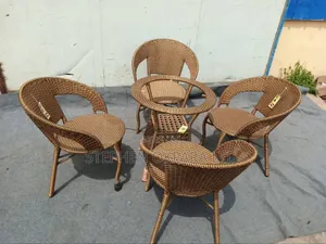 High Quality Garden Table and 4 Chairs