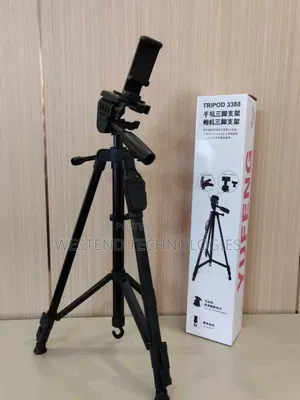 Yufeng 3388 Tripod Stand for Phones and Camera, With Remote