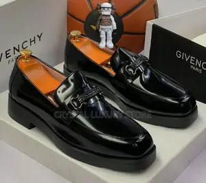 Givenchy Quality Luxury Men Shoe