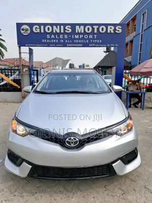 Toyota Corolla 2018 Silver
