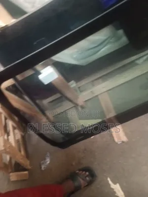 Infinity M37 Front Windscreen 2013