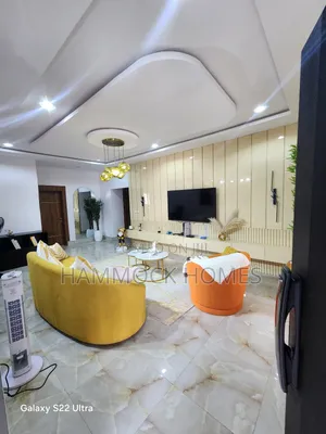Tastefully Finished Luxurious 2-Bedroom Flat at Awolowo BDJ