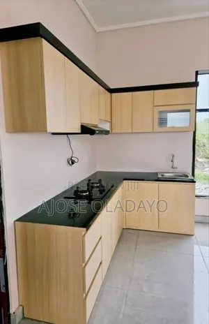 Kitchen Cabinets With High Glossy Board