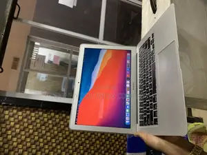Laptop Apple MacBook Air 2015 4GB Intel Core I5 SSD 256GB