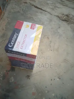 New in Century Juice Extrator