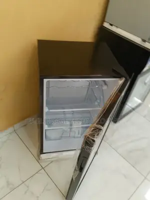 Sleek Polystar 90L Wine/Beverage Chiller(Pv-255bcll)
