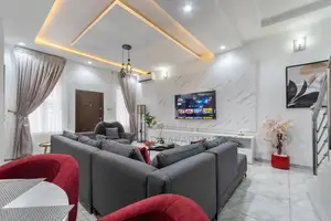 Executive Apartment With Ps5