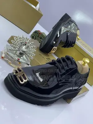 Balenciaga Luxury Glossy Corporate Shoes