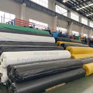 Top Grade Synthetic Grass/ Dropping Flowers Etc Available
