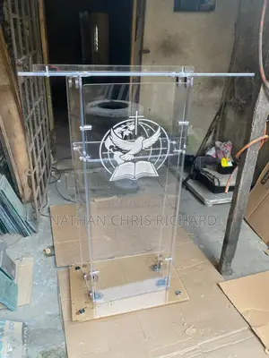 High Quality Royal Stronger Acrylic Pulpit