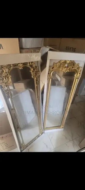 Royal Dedign Dressing Mirror