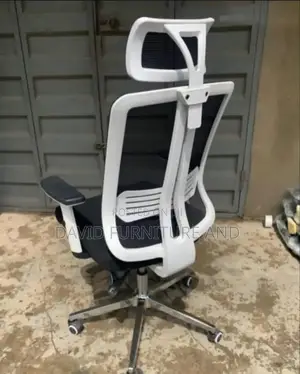 Height Adjustable Seat