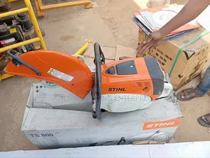 Original 400 Stihl Concrete or Asphalt Cutting Machine