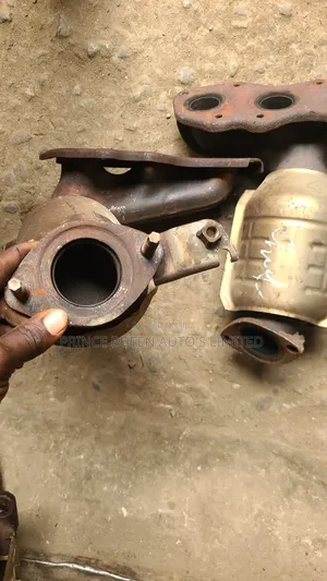 Engine Catalyst Lexus Es350