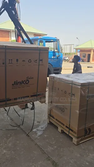 Jinko 550 Watt Solar Panel