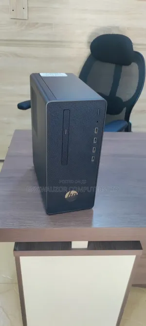 Desktop Computer HP 8GB AMD Ryzen 3 HDD 500GB