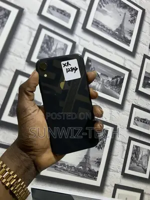Apple iPhone XR 128 GB Black