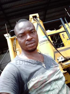 Slip Form Paving Machine Operator. Gomaco, Power Curbber Etc