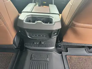 Toyota Tundra 2023 Gray