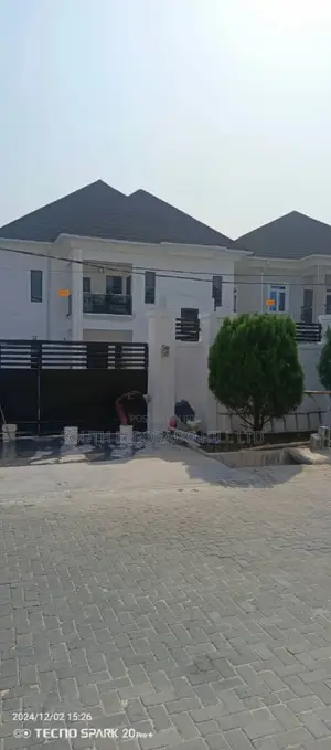 Furnished 5bdrm Duplex in Serene Estate, Omole Phase 2 for sale
