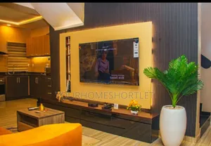 3 Bedroom and 2 Bedroom With Pool That Allows Party