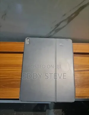 Apple A2039 Smart Keyboard Folio iPad Pro 12.9" Gen. 3
