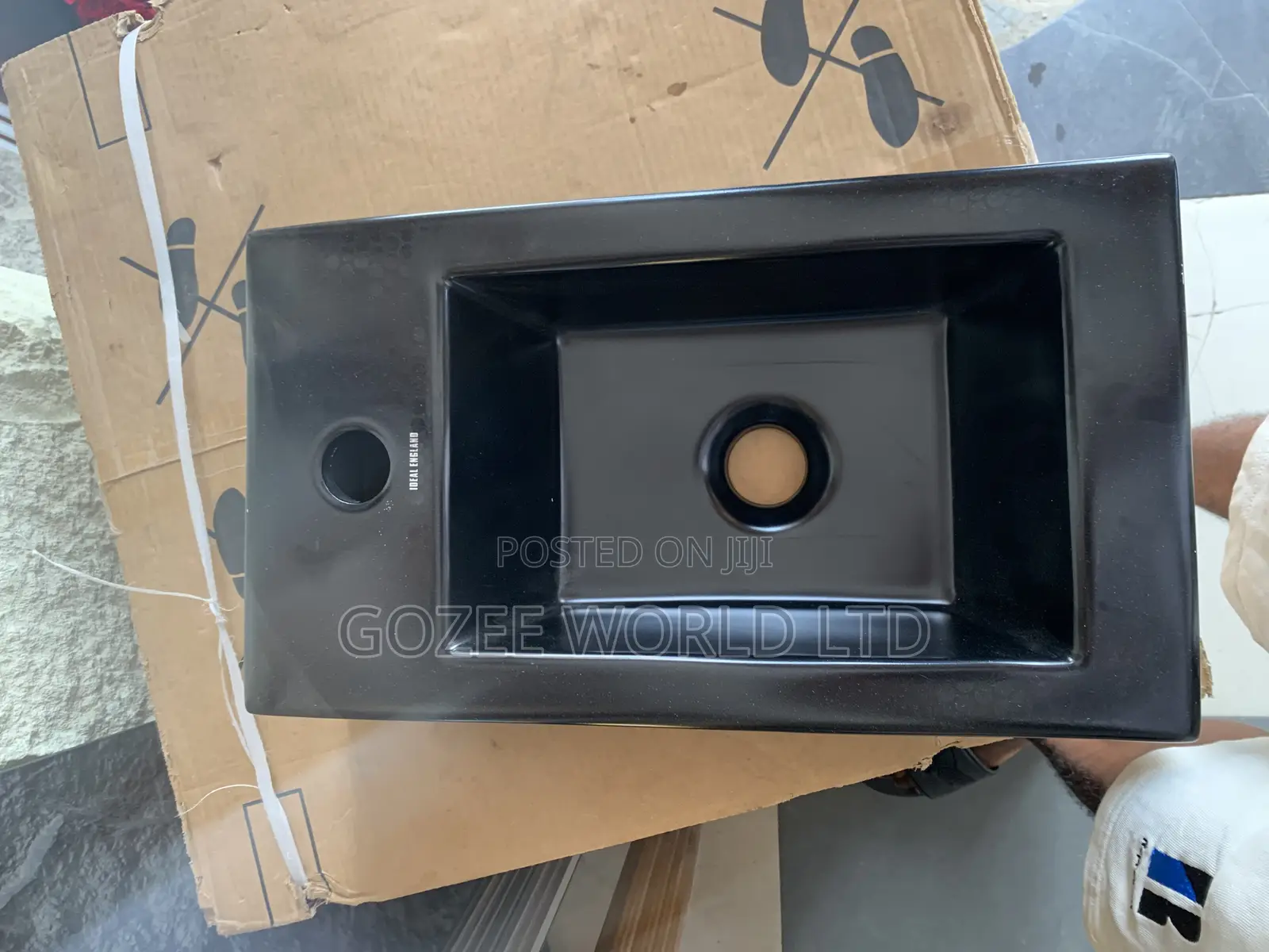 Black Counter/Vanity
