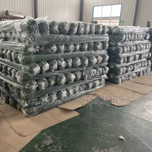 Synthetic Grass Rug Dat Comes in Square Meter Available