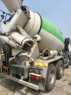 Man Diesel Sand Mixer Truck(10tyres and 12tyres Available )