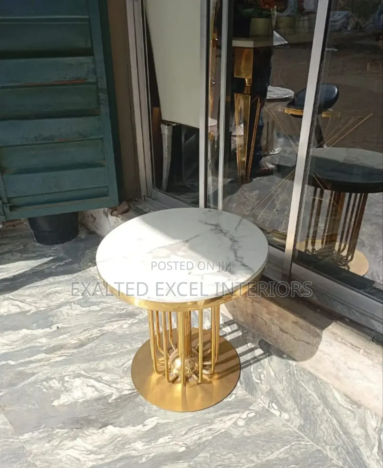 Quality Imported Side Stools Table