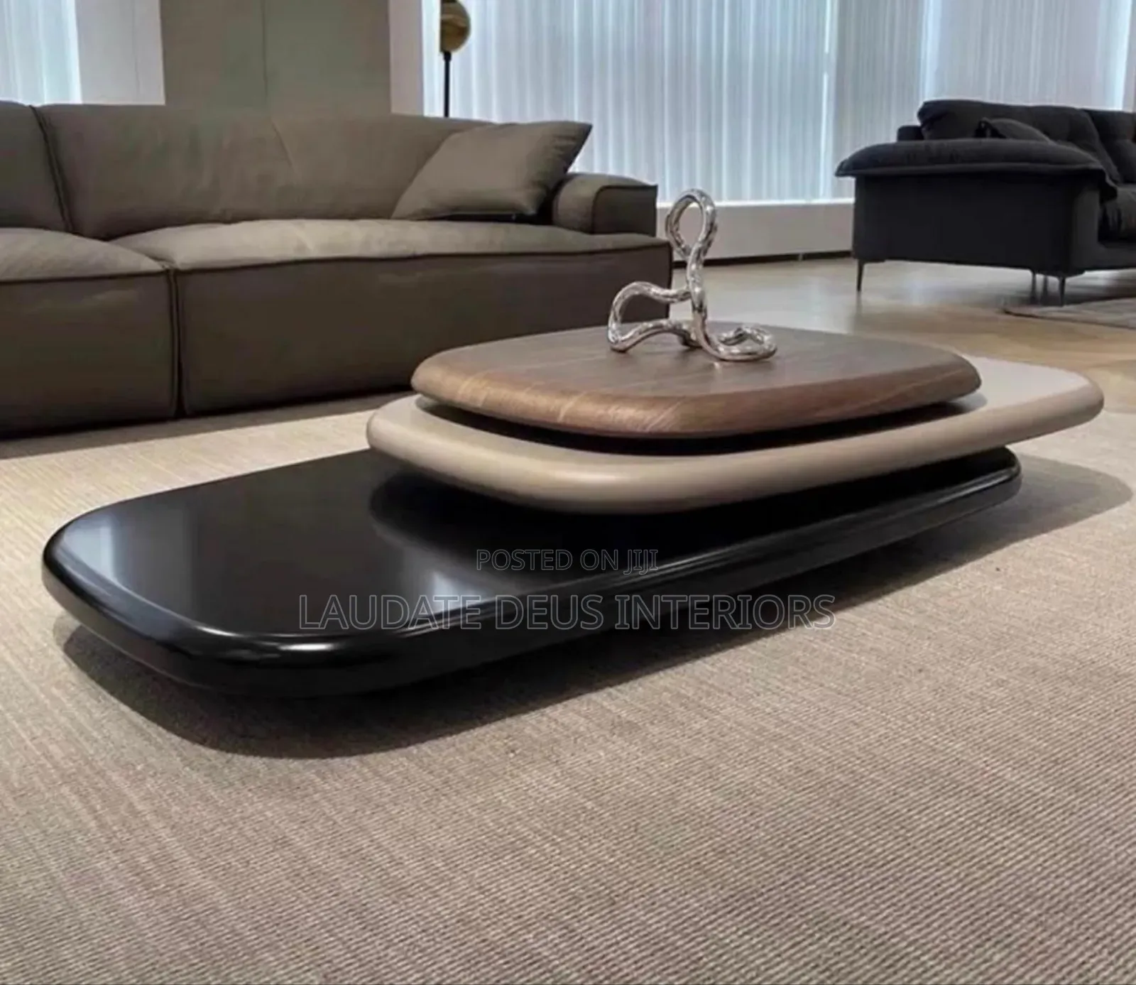 Contemporary Rotary Table
