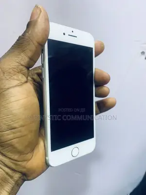 Apple iPhone 7 32 GB Silver
