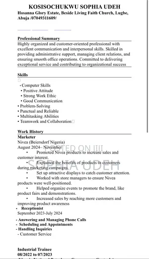 Receptionist