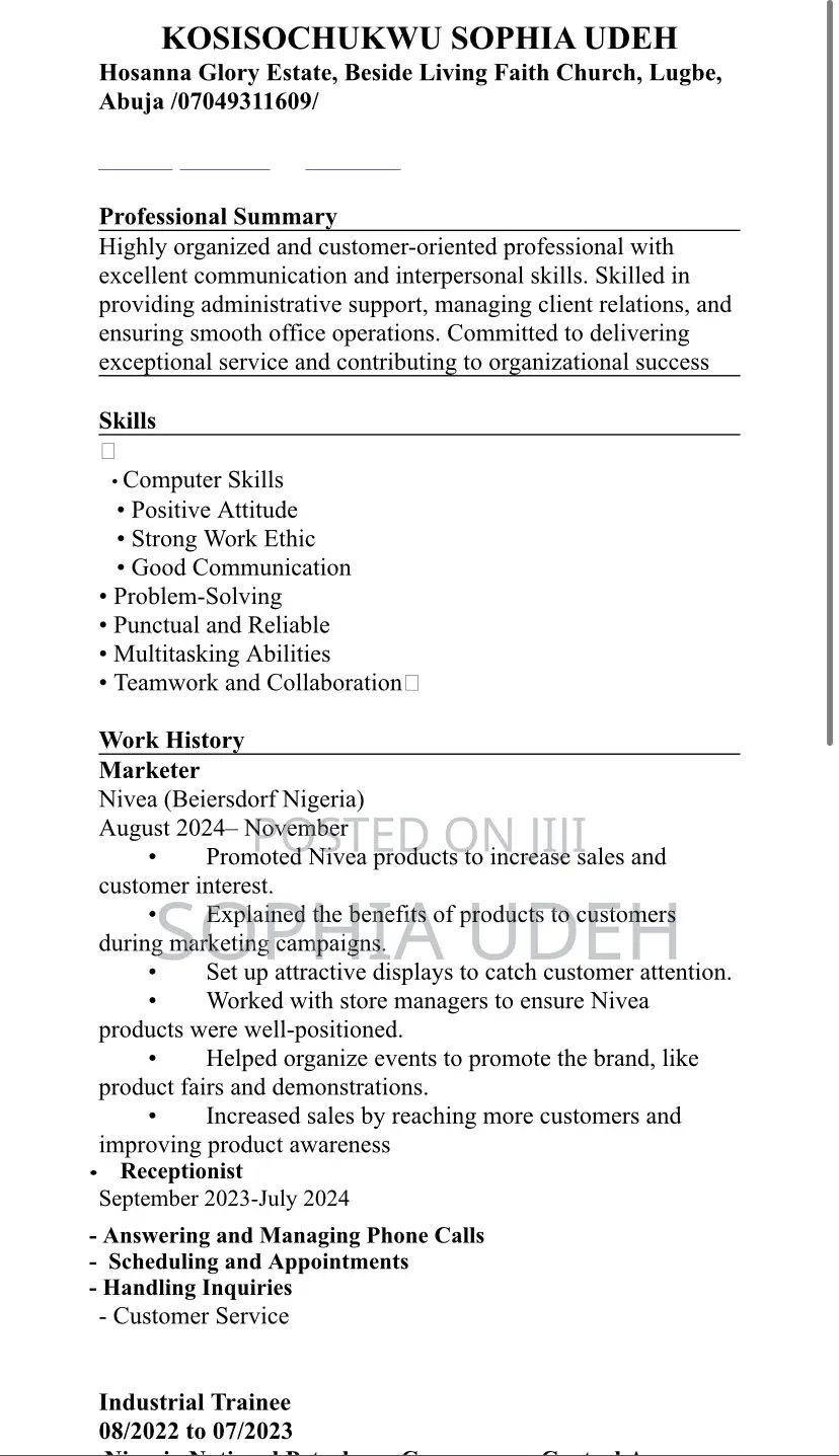 Receptionist